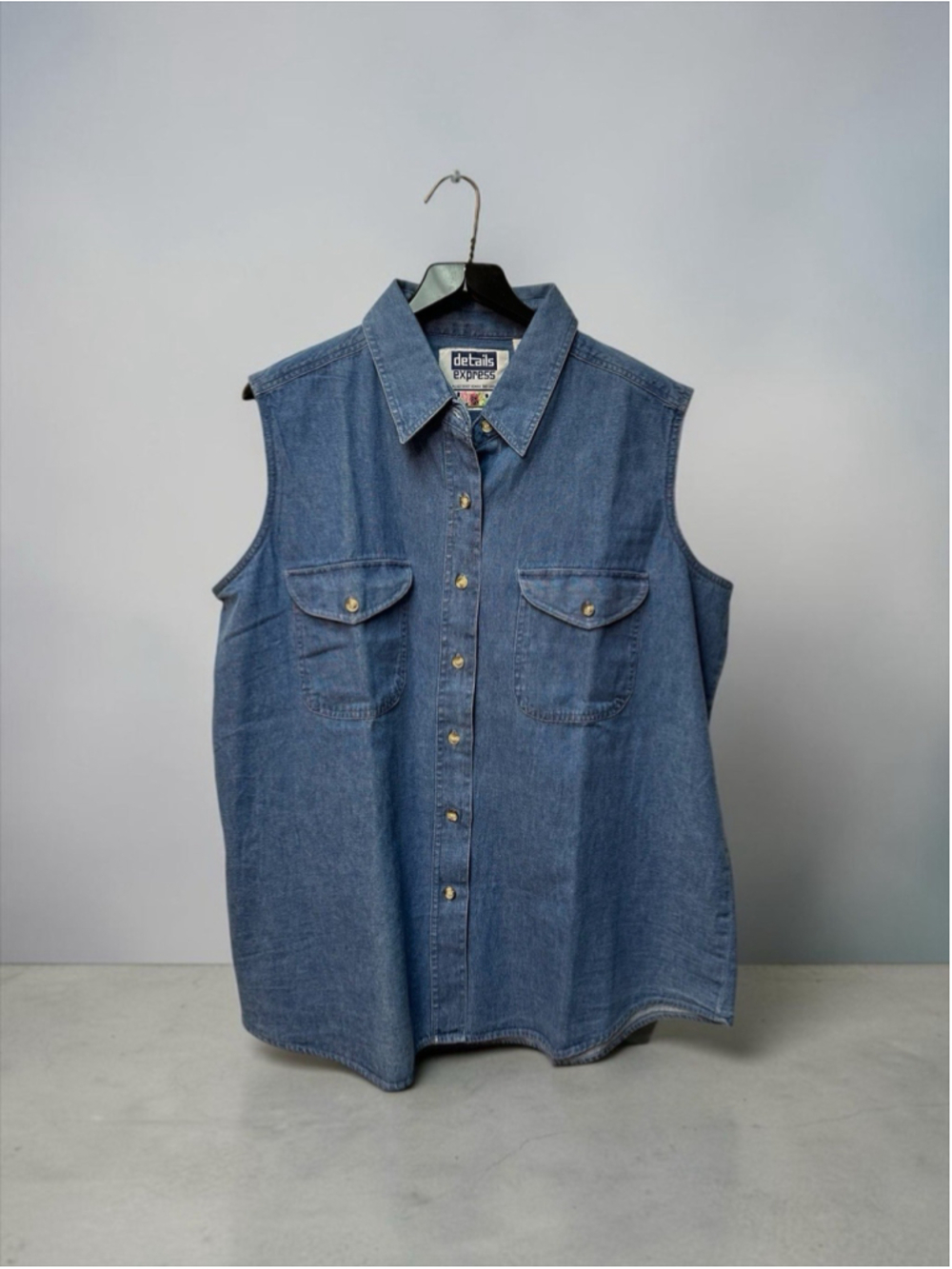 Details Express Blue Denim Shirt Womens Large Y2K Sleeveless Button Up Casual